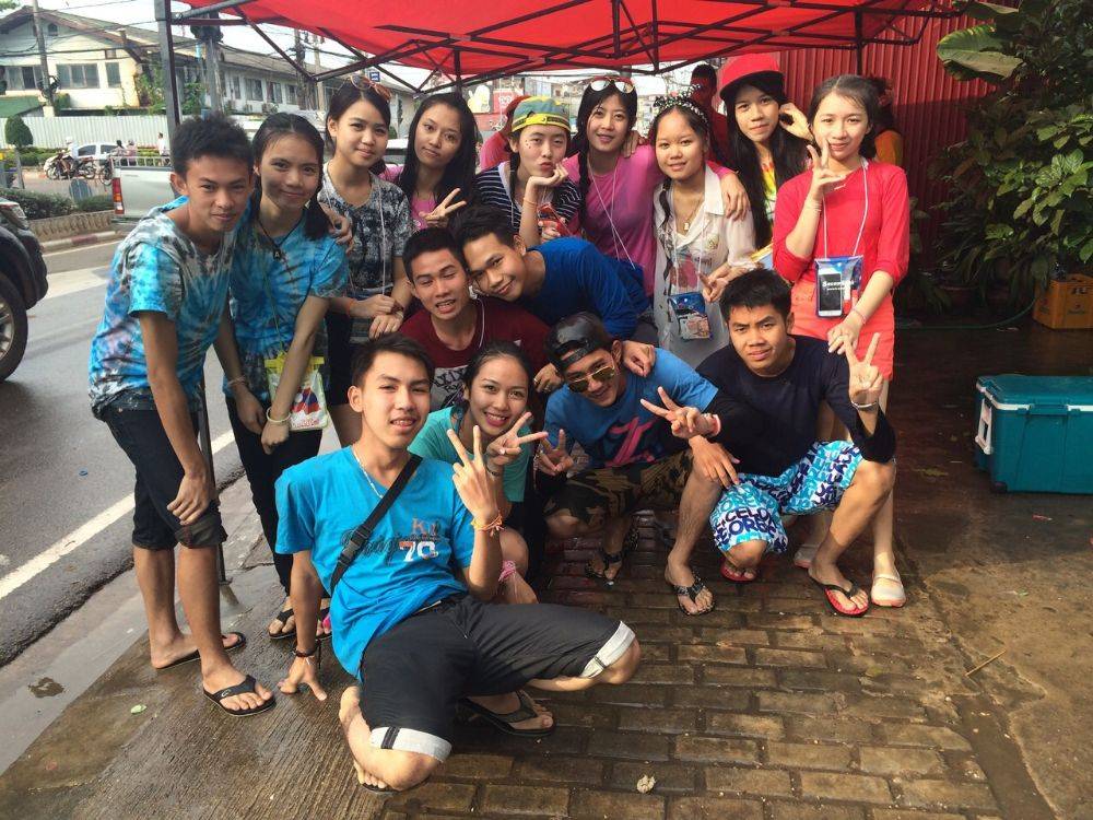 นักเรียน ม.7 ร.ร พอนสะหวัน ลาว