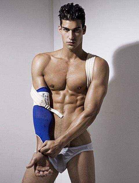 Athena men 21