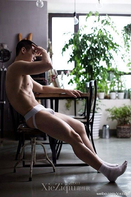 Athena men 24