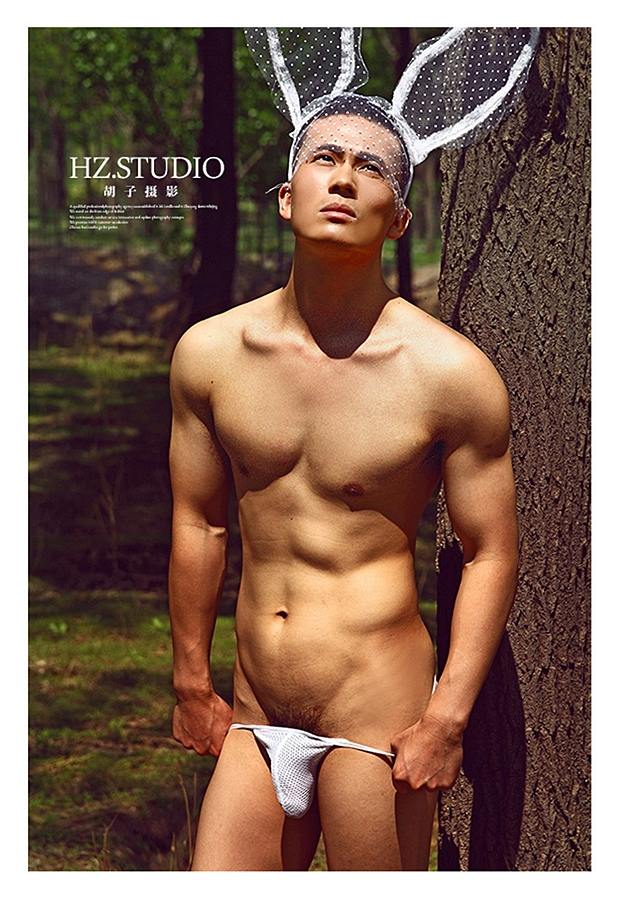 Athena men 24