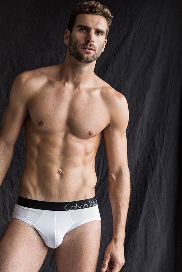 Athena men 24