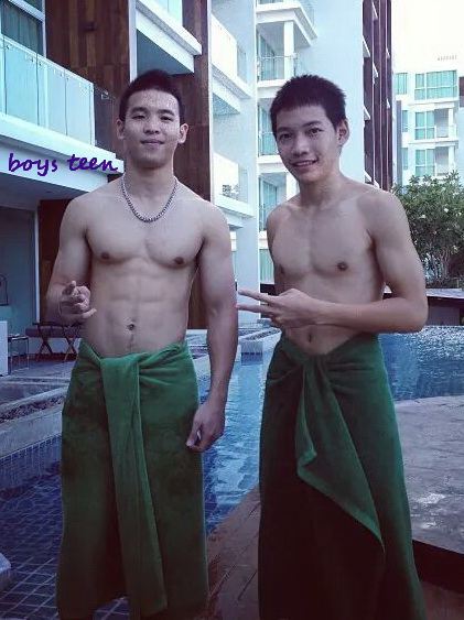 หนุ่มนักเรียนหล่อน่ารัก