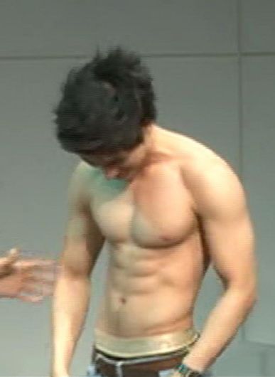 หนุ่มนักเรียนหล่อน่ารัก