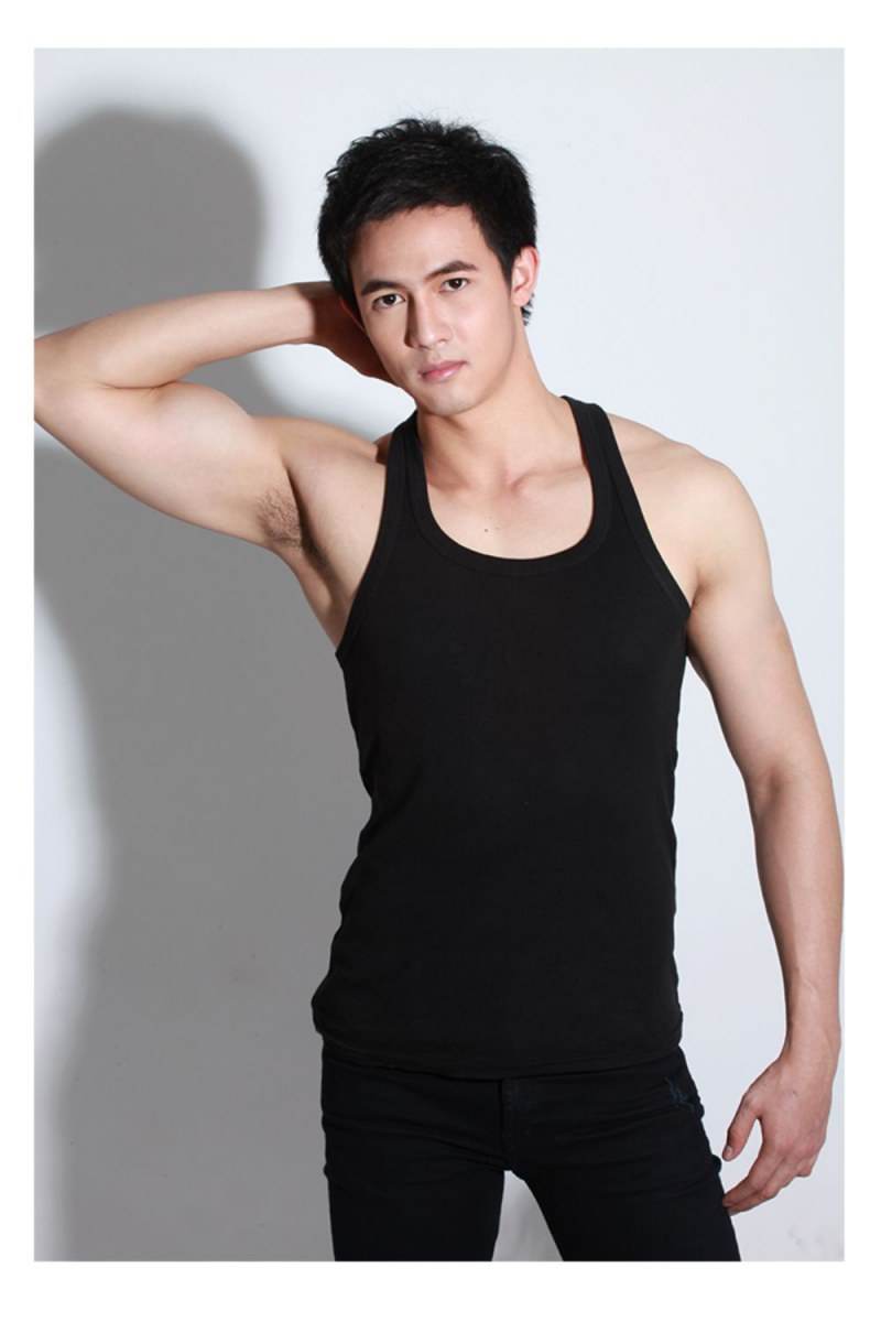 ขออนุญาตแชร์แด่เด้อ มักหลายมักกะดักกะด้อ อยากได้(แชมป์ ชนาธิป โพธิ์ทองคำ ผู้ชนะการแข่งขัน Yaris The Presenter 2014)