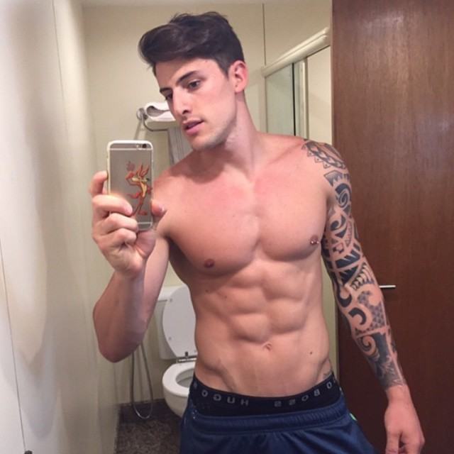 Muscle men From IG 196
