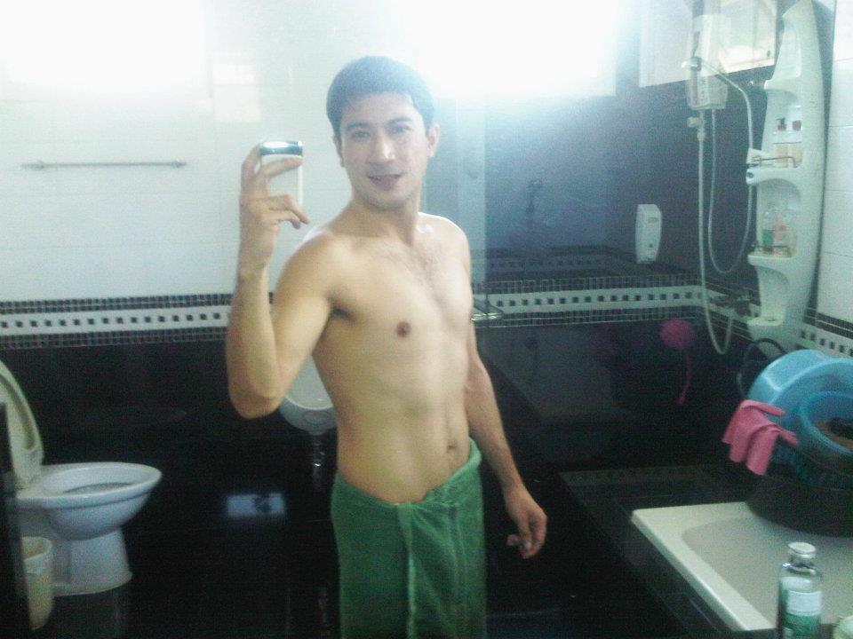 ได้ใจเต็มๆ!!! รุ่นใหญ่ขวัญใจชาวเน็ต โพสภาพเซลฟี่ อวดของใหญ่ คืนกำไรให้แฟนคลับ