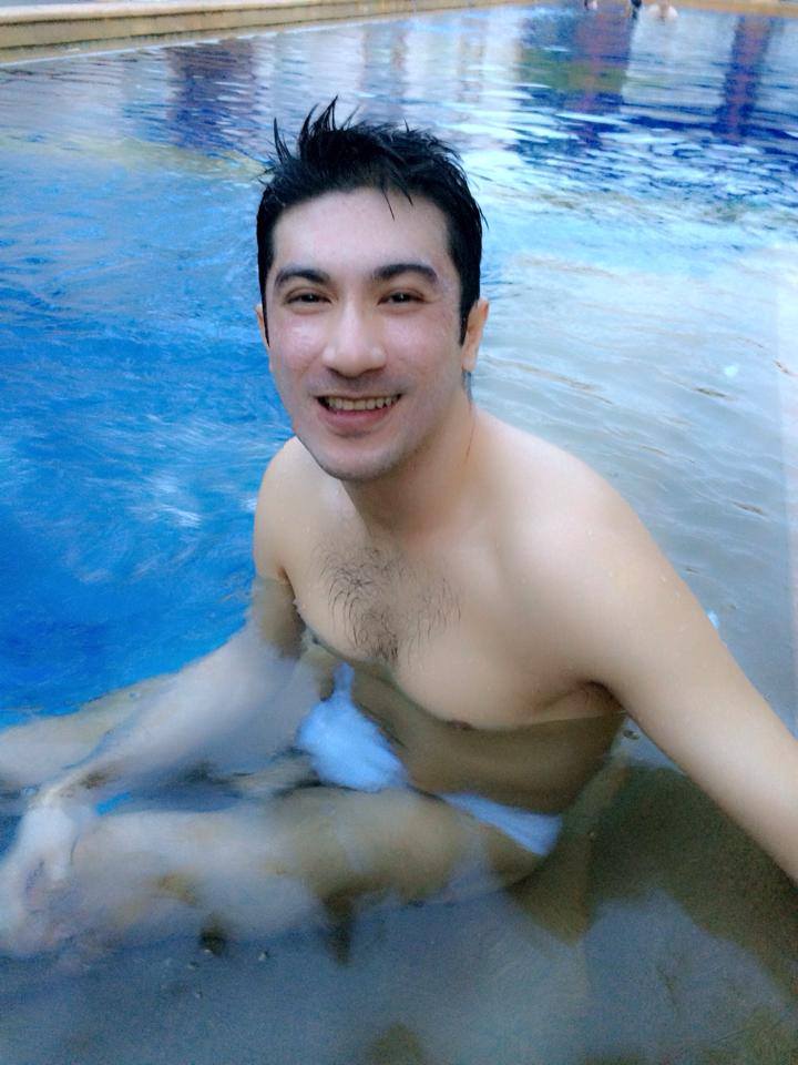 ได้ใจเต็มๆ!!! รุ่นใหญ่ขวัญใจชาวเน็ต โพสภาพเซลฟี่ อวดของใหญ่ คืนกำไรให้แฟนคลับ