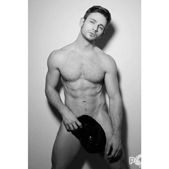 Derek Yates