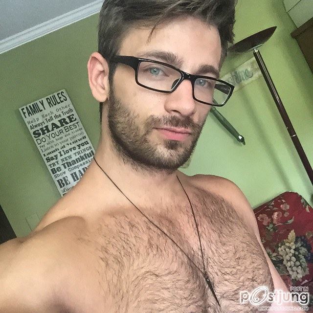 Derek Yates