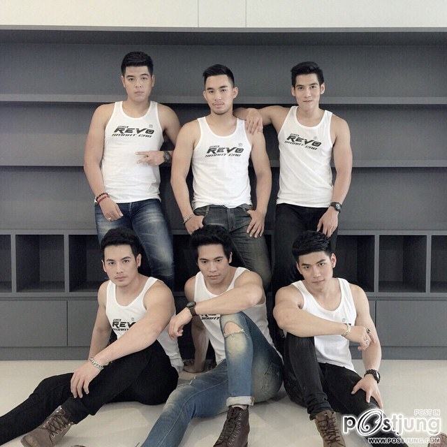 ขาว ใส ล่ำ ฟินเวอร์ นาย Mac Teepita