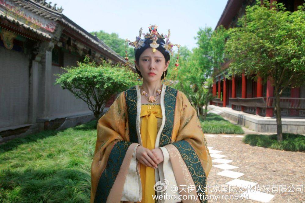 Naughty Princess 《调皮王妃》 2015 part1