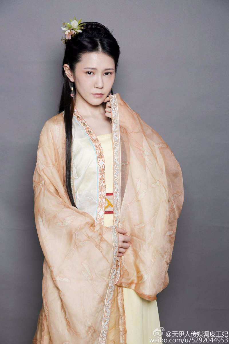 Naughty Princess 《调皮王妃》 2015 part1