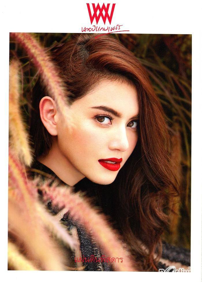 ใหม่ ดาวิกา โฮร์เน่ @ พลอยแกมเพชร vol.24 no.563 July 2015
