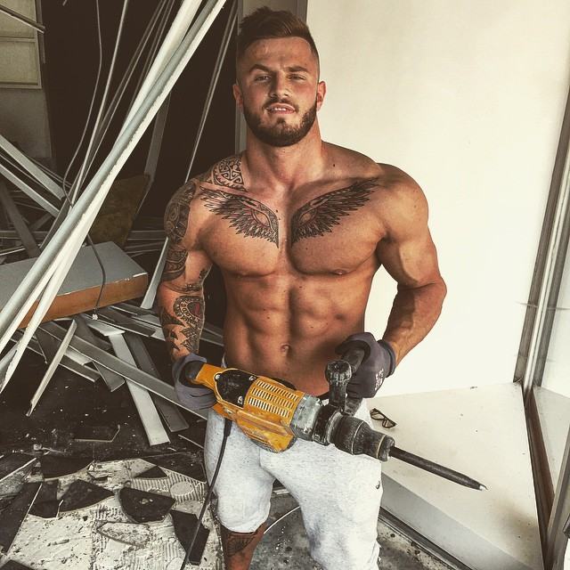 Muscle men From IG 209