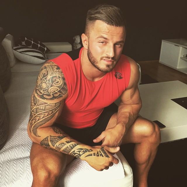 Muscle men From IG 209