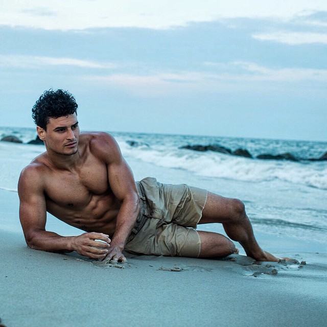 Muscle men From IG 210