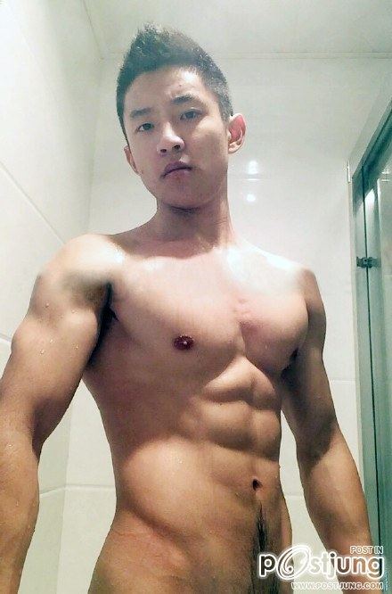 หนุ่มตี๋ @kangguqi
