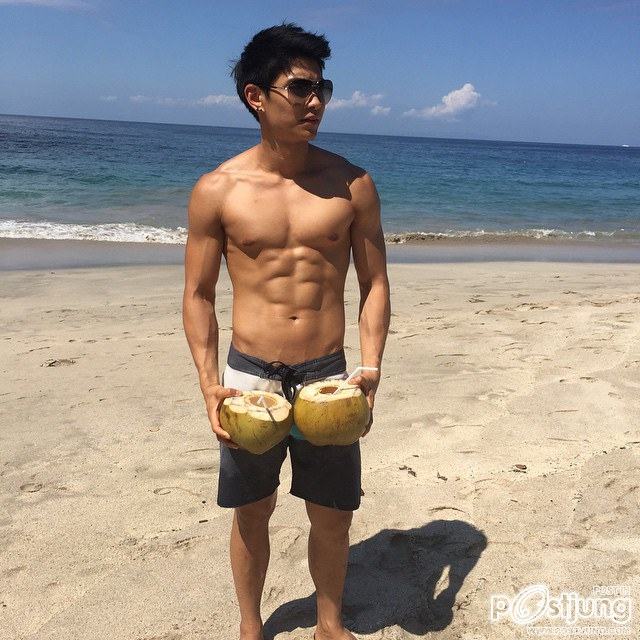 นายMickey Allapach Na Pombhejara