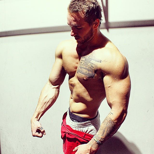 Muscle men From IG 216