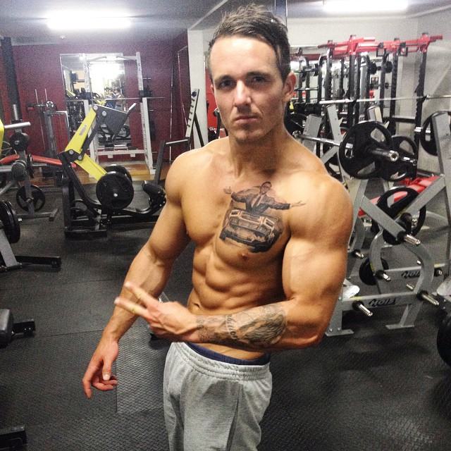 Muscle men From IG 216