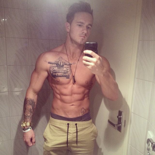 Muscle men From IG 216