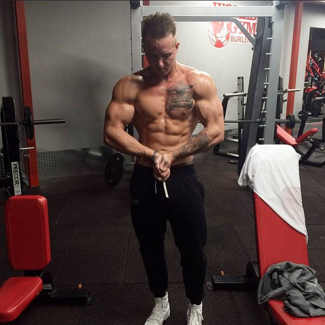 Muscle men From IG 216