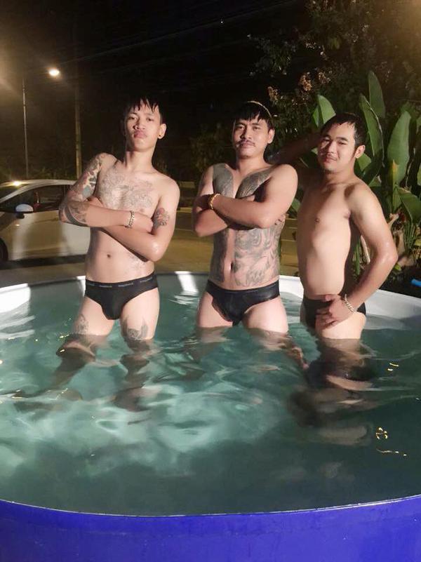 ของกินยามเที่ยง