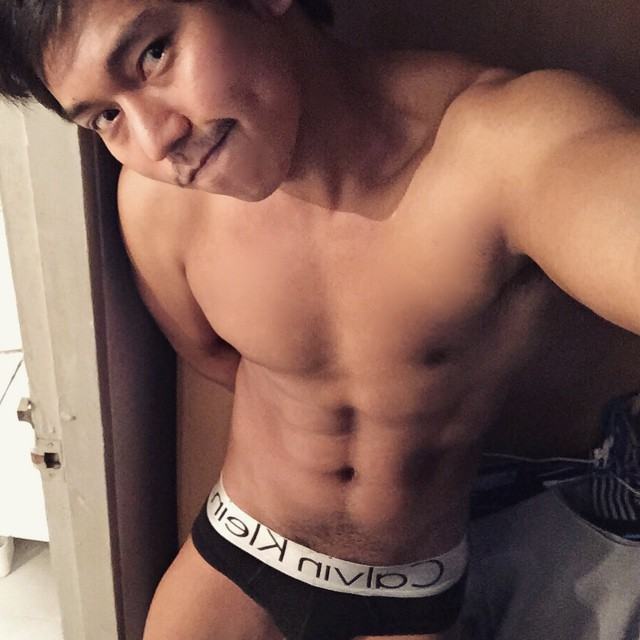 อูมามิ!!! เทรนเนอร์ขวัญใจชาวเน็ต อวดของตุง พ่อให้มาเยอะ ไม่หวั่นกระแสต้าน