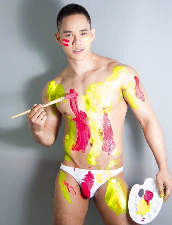 [ภาพเยอะ] แซ่บเว่อร์!!! หมอหน้าเน็ตไอดอลคนดัง งัดเป้า หวังโกยเรตติ้ง โชว์ตุงทะลุจอระดับ 4D