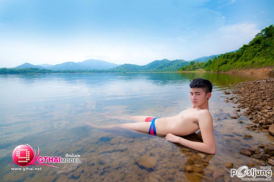 ฟินกับ2หนุ่ม  Bank And Mick
