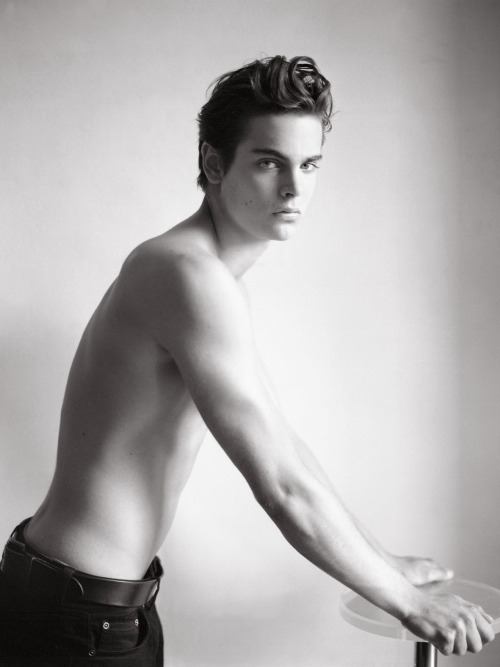 หนุ่มๆฝรั่งไวละอ่อนยืนอยู่นิ่งๆก็สลบ ฟินมากกกก
