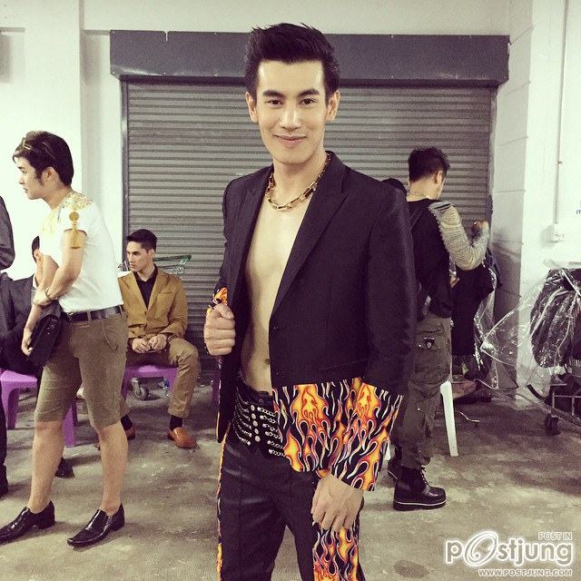 หนุ่มหน้าใส IG@AOFKORAWIT