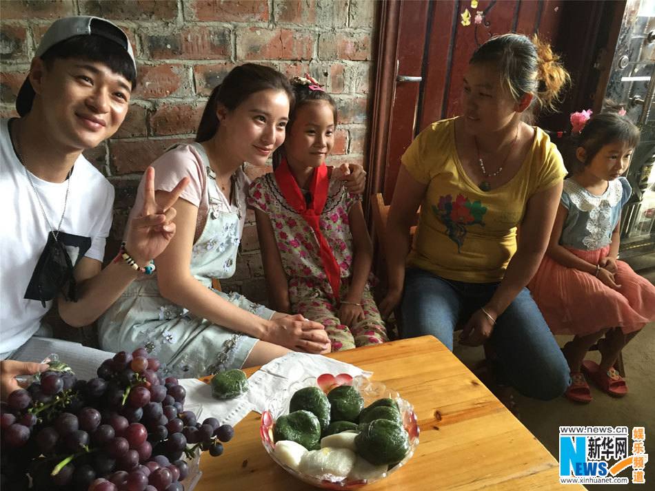 นักแสดงจากละคร ฮัวเซียนกู่ ตำนานรักเหนือภพ ออกเดินสาย
