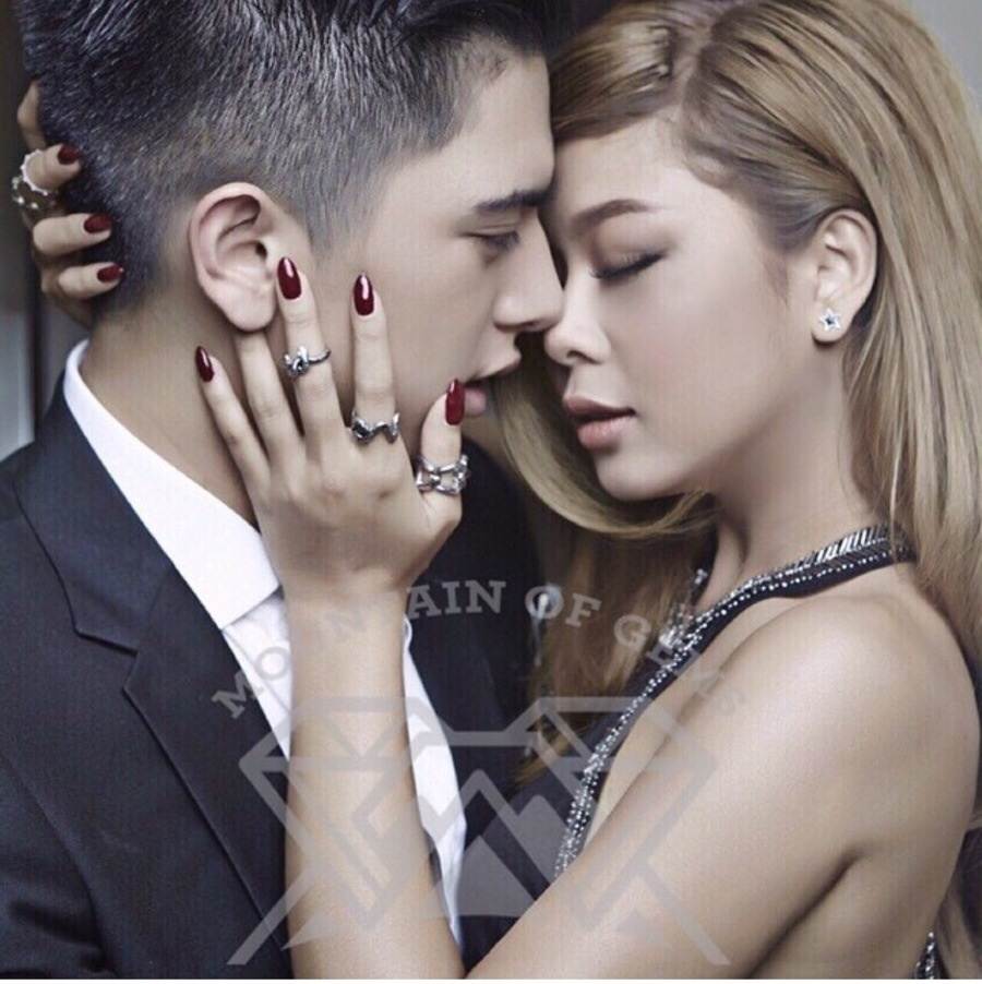 ชายคนนี้คึอใคร