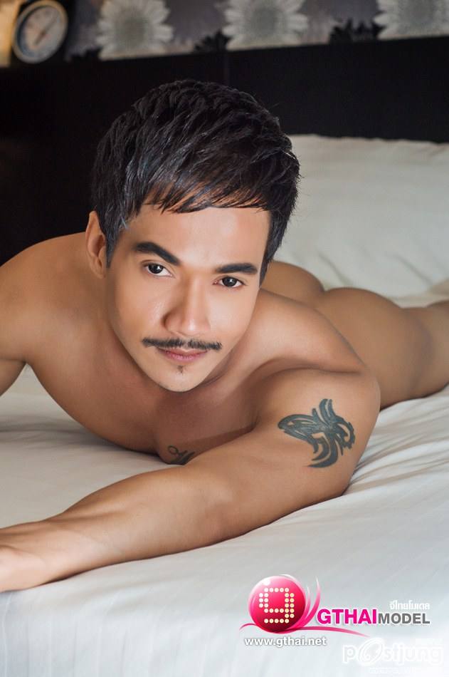 วรุจ นายแบบเกย์