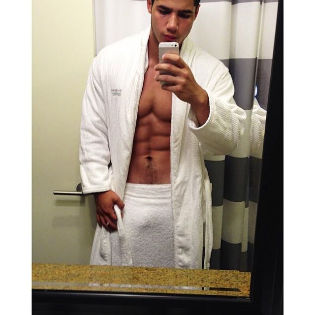 Muscle men From IG 271