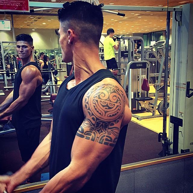Muscle men From IG 275