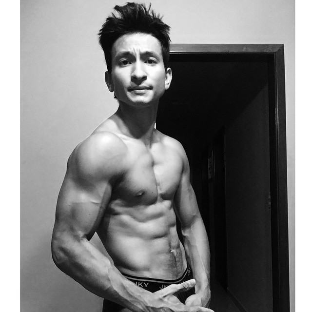 Muscle men From IG 283