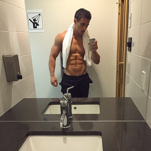 Muscle men From IG 285