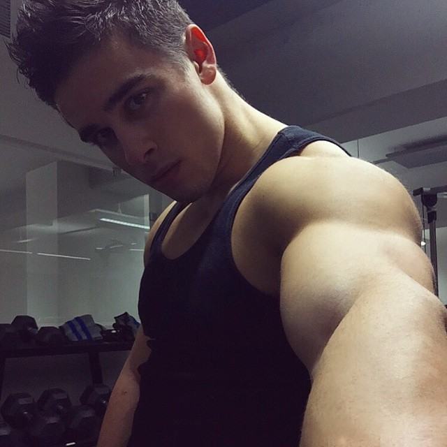 Muscle men From IG 285