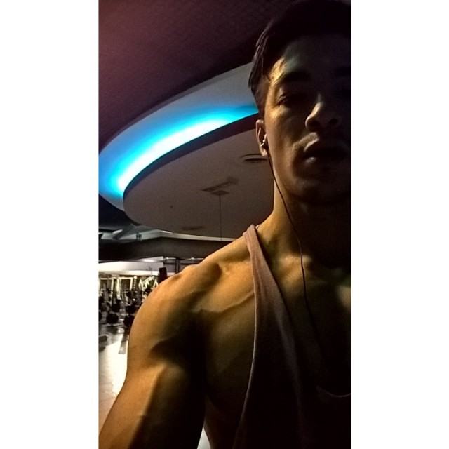Muscle men From IG 286