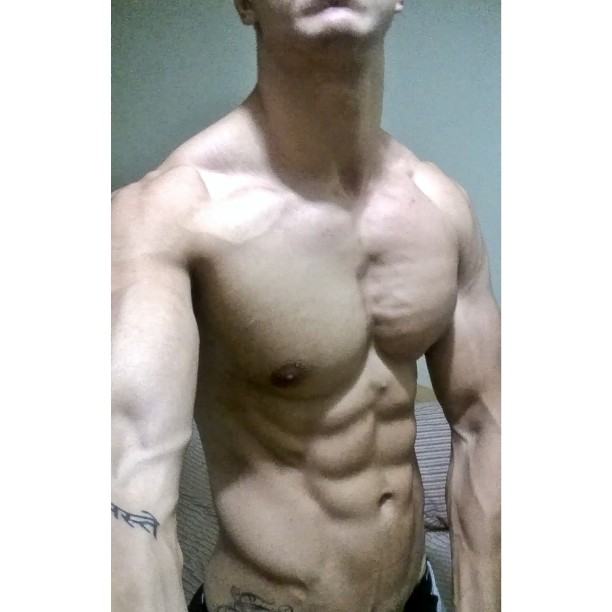 Muscle men From IG 286
