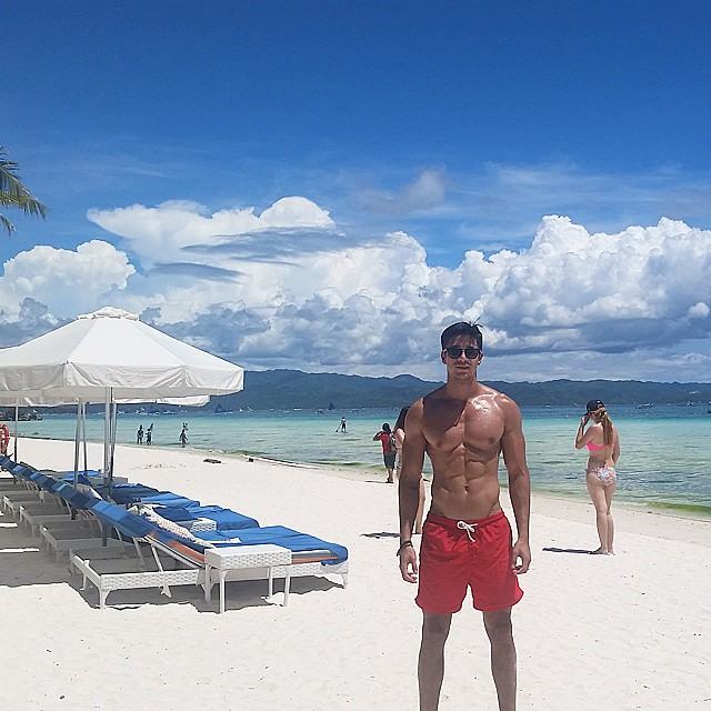 Muscle men From IG 286