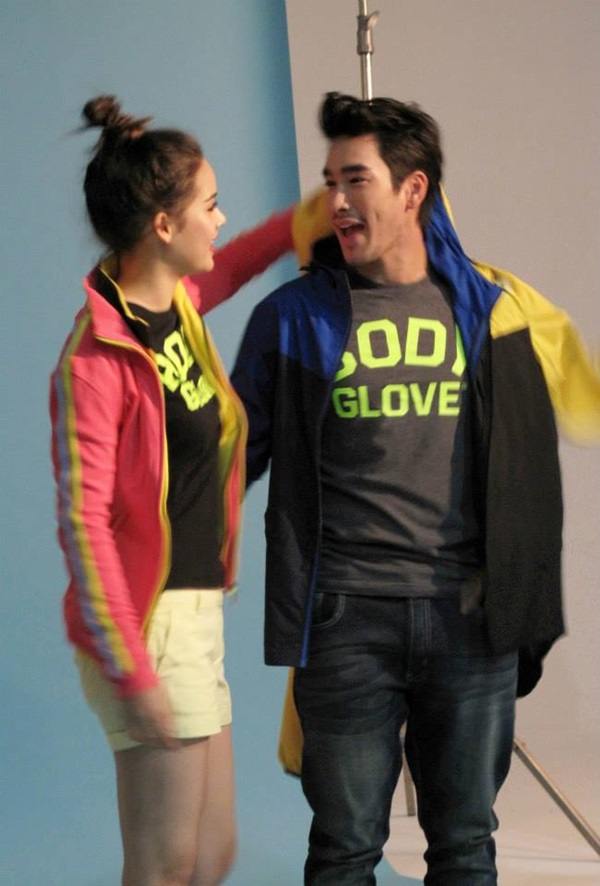 ณเดชน์ & ญาญ่า @ เบื้องหลังถ่ายแฟชั่นนิตยสารเปรียว ฉบับเดือนกรกฎาคม 2558