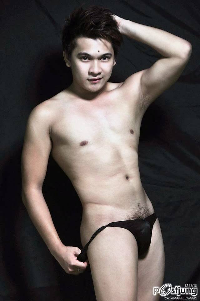 ผู้ชาย สีดำ