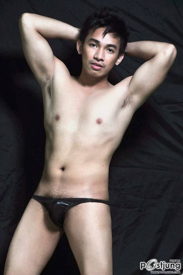 ผู้ชาย สีดำ