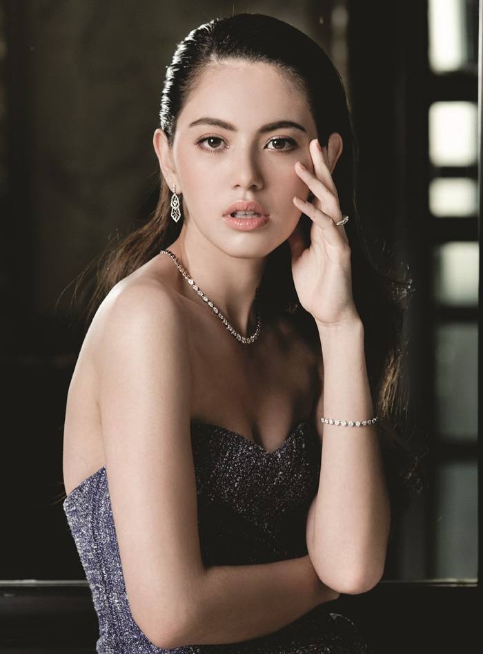 ใหม่-ดาวิกา โฮร์เน่ @ AROUND Magazine issue 64 July 2015