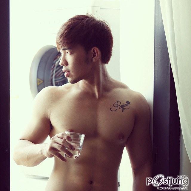 Ryan Lee