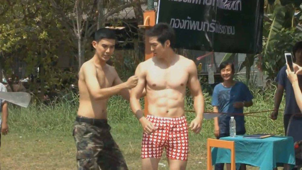 แชบ,ฮา,เสียว,เบื้องหลังผู้กองยอดรัก