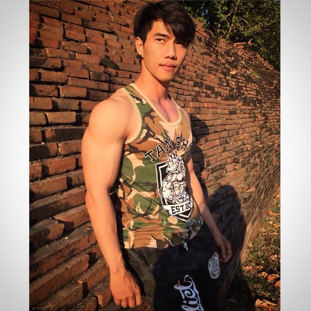Muscle men From IG 293